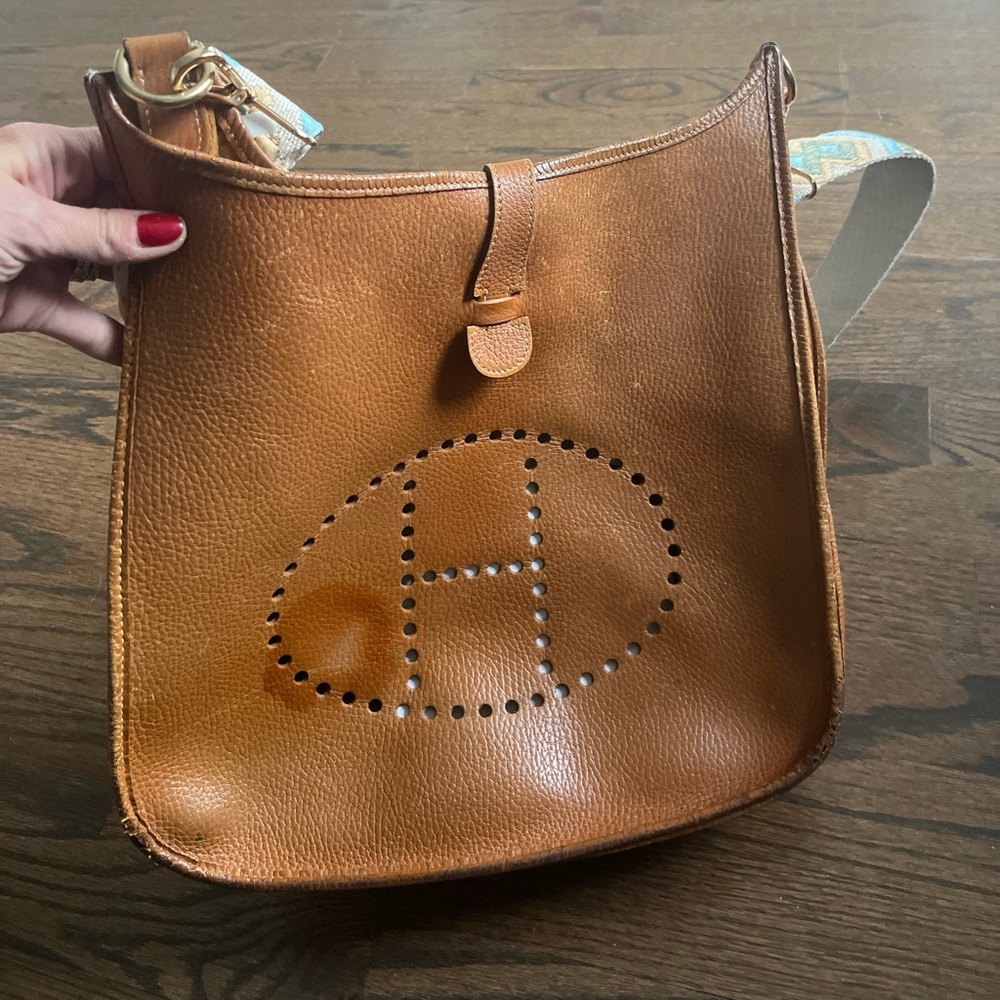 Flash sale due to stain from moving
